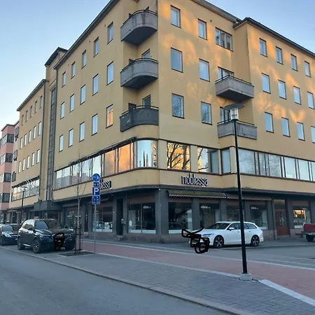 Charming One-bedroom In Grand House In The Center Of Lejlighed